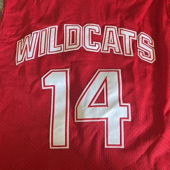Men’s Troy Bolton Basketball Jersey Large - Picture 2 of 4